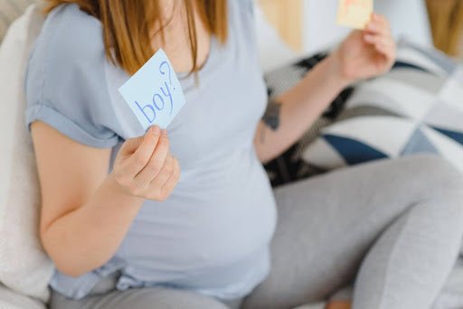 Baby Shower vs. Gender Reveal: What’s the Difference? - EarlyReveal